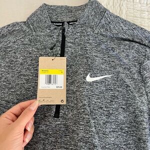 NWT Women’s Nike Quarter Zip Jacket (S)
